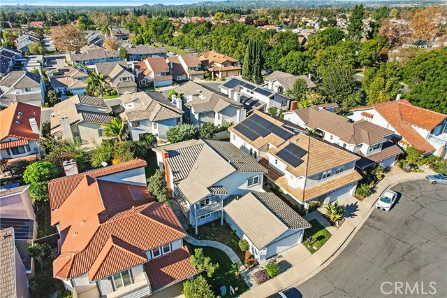 Detail Gallery Image 5 of 26 For 7 Chattanooga, Irvine,  CA 92620 - 4 Beds | 3 Baths