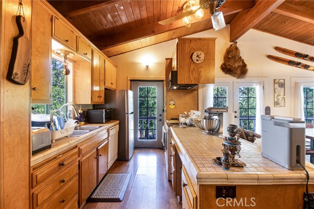 Detail Gallery Image 6 of 27 For 28975 Alder Ter, Cedar Glen,  CA 92321 - 4 Beds | 2 Baths