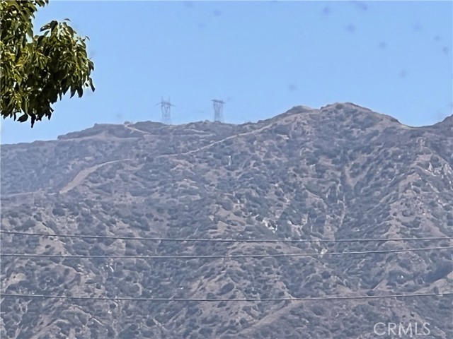 422 Almond Avenue, Monrovia CA: https://media.crmls.org/medias/821a1cc1-46b9-4d80-a2ae-54b62e4b5aea.jpg