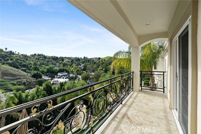 Detail Gallery Image 34 of 56 For 22470 Sueno Rd, Woodland Hills,  CA 91364 - 6 Beds | 7 Baths