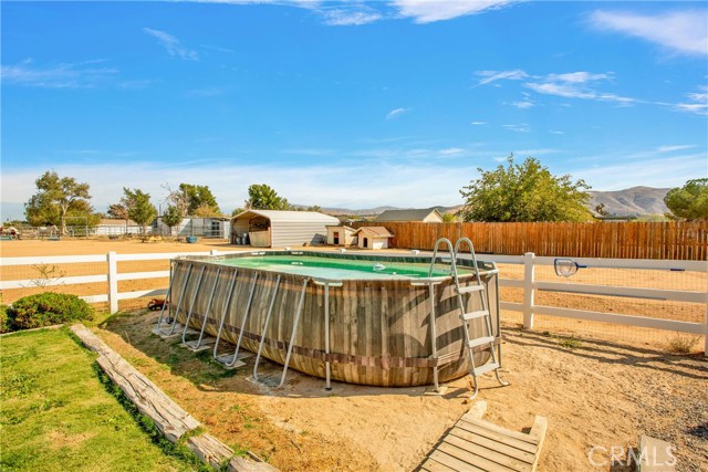 Detail Gallery Image 33 of 55 For 10661 Blackfoot Rd, Apple Valley,  CA 92308 - 3 Beds | 2 Baths