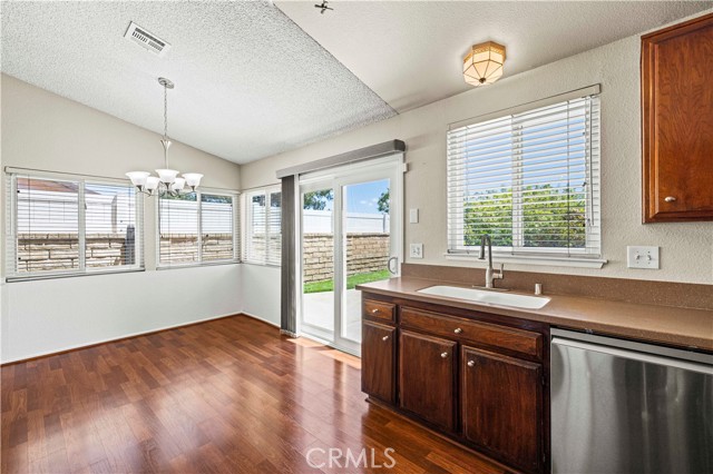 Detail Gallery Image 33 of 38 For 31332 Cherry Dr, Castaic,  CA 91384 - 3 Beds | 2 Baths