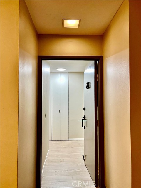 Detail Gallery Image 8 of 34 For 2510 Torrey Pines Rd #213,  La Jolla,  CA 92037 - 1 Beds | 1 Baths