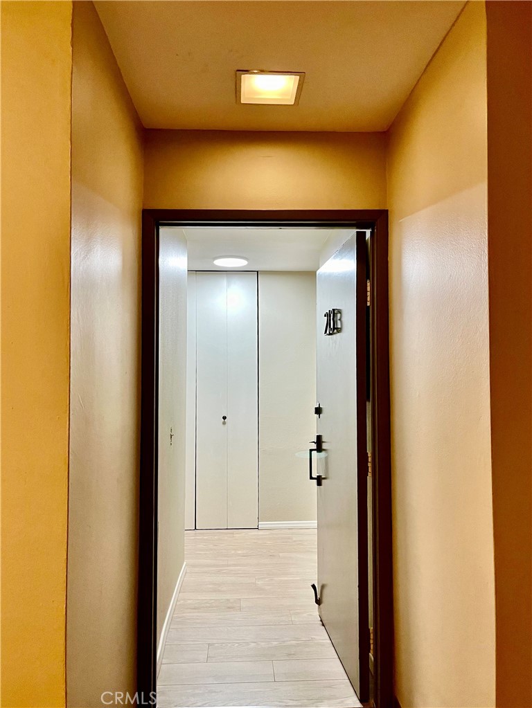 https://media.crmls.org/medias/821c45af-b206-4197-a9e4-cb86150d8cb3.jpg?preset=X-Large