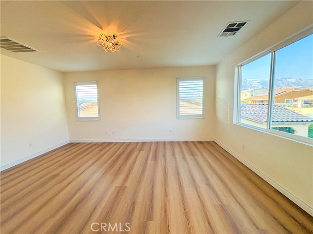 Detail Gallery Image 11 of 45 For 1664 Milford Way, Beaumont,  CA 92223 - 4 Beds | 3 Baths