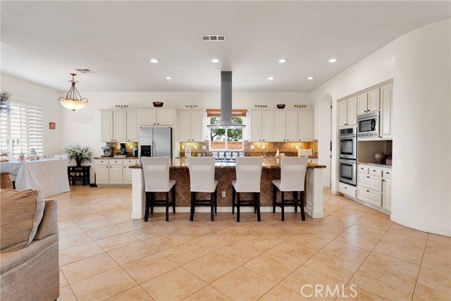 Detail Gallery Image 19 of 64 For 12982 Topsham, Apple Valley,  CA 92308 - 4 Beds | 3/1 Baths