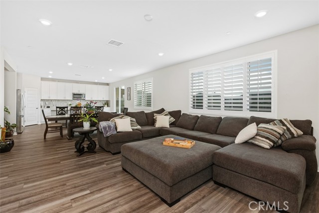 Detail Gallery Image 11 of 63 For 28427 Farm Creek Way, Valley Center,  CA 92082 - 4 Beds | 3 Baths