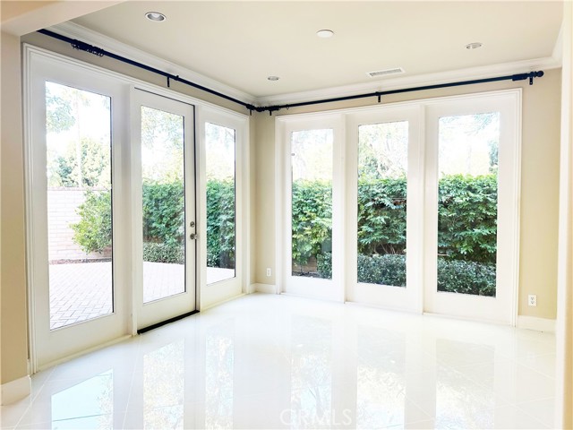 57 Donovan, Irvine CA: https://media.crmls.org/medias/821d83d4-8361-4455-9a5e-b1a8df4a8d98.jpg