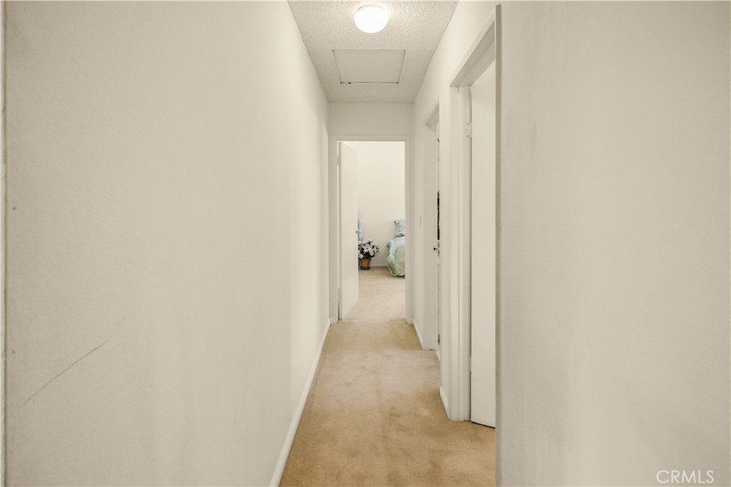 https://media.crmls.org/medias/821d97f9-7b7d-4cb1-8649-c84d11901e7f.jpg?preset=X-Large