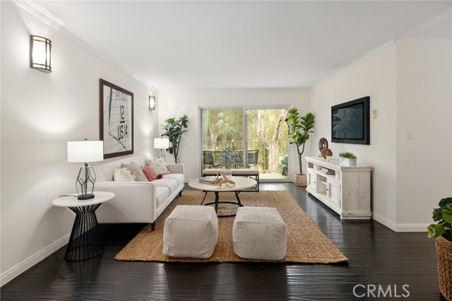 1108 Camino Real, Redondo Beach, California 90277, 2 Bedrooms Bedrooms, ,1 BathroomBathrooms,Residential,Sold,Camino Real,SB21221645