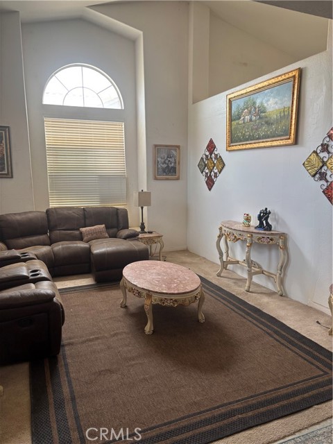 Detail Gallery Image 11 of 29 For 12520 High Desert Rd, Victorville,  CA 92392 - 3 Beds | 2/1 Baths