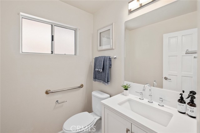 2701 Voorhees Avenue, Redondo Beach, California 90278, 2 Bedrooms Bedrooms, ,2 BathroomsBathrooms,Residential,Sold,Voorhees,SB21161153