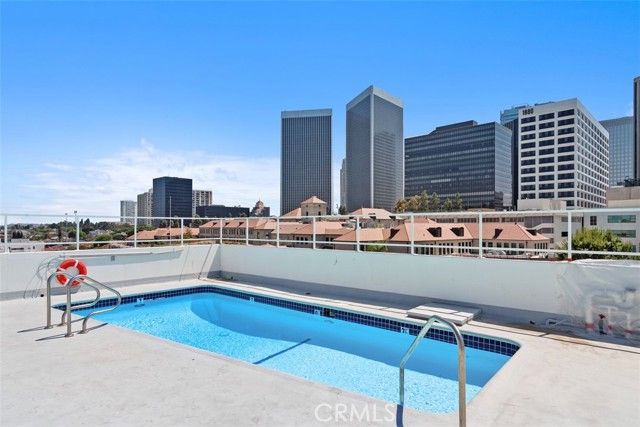 9950 Durant Drive, Beverly Hills CA: https://media.crmls.org/medias/821e9f37-882e-4dce-a2ec-71851b1844a1.jpg
