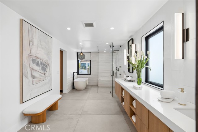 Detail Gallery Image 29 of 53 For 504 Hazel Dr, Corona Del Mar,  CA 92625 - 4 Beds | 3/1 Baths