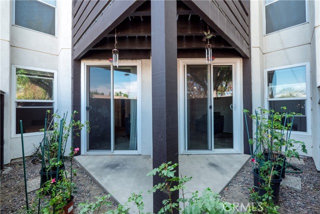 1150 W Phillips Street, Ontario CA: https://media.crmls.org/medias/821f3b1e-9528-4266-b80f-90eaf4836150.jpg