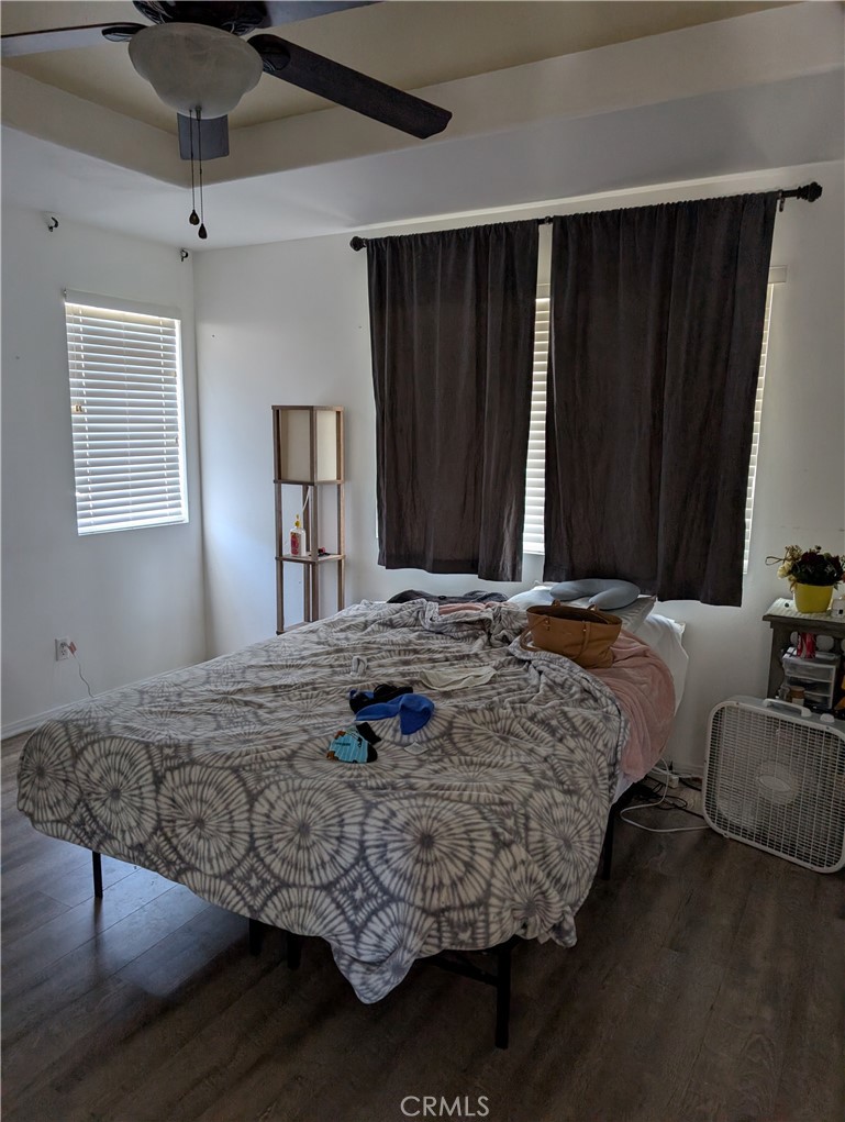 https://media.crmls.org/medias/8220643d-49b3-46b9-8cb7-6b85027a41d7.jpg?preset=X-Large