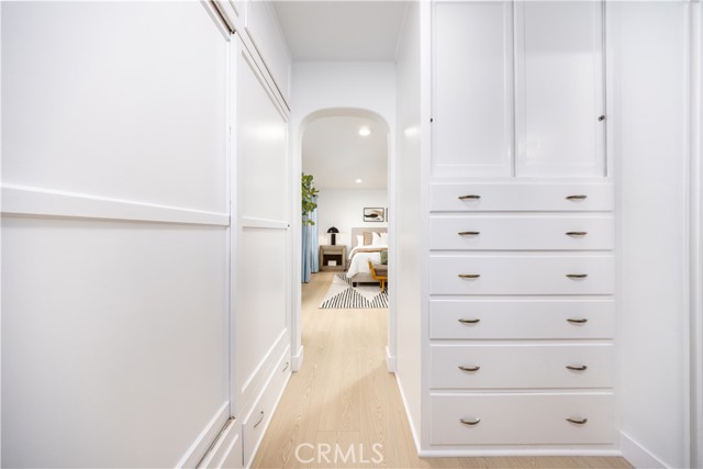 2175 Roanoke Road, San Marino CA: https://media.crmls.org/medias/82209d7f-f6ed-4e05-9730-563101a94fe8.jpg