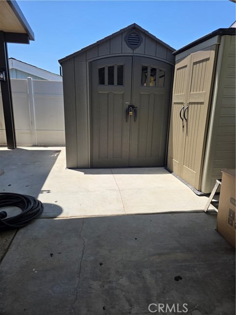 1051 Site Drive, Brea CA: https://media.crmls.org/medias/8221e61d-e006-4004-9728-e3bd200fea60.jpg