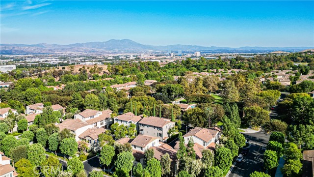 Detail Gallery Image 43 of 56 For 47 Passage, Irvine,  CA 92603 - 3 Beds | 3 Baths