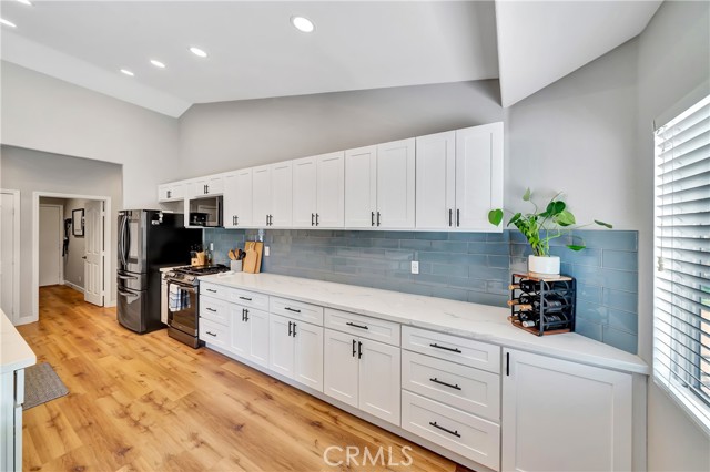 Detail Gallery Image 17 of 43 For 43938 Generation Ave, Lancaster,  CA 93536 - 3 Beds | 2 Baths