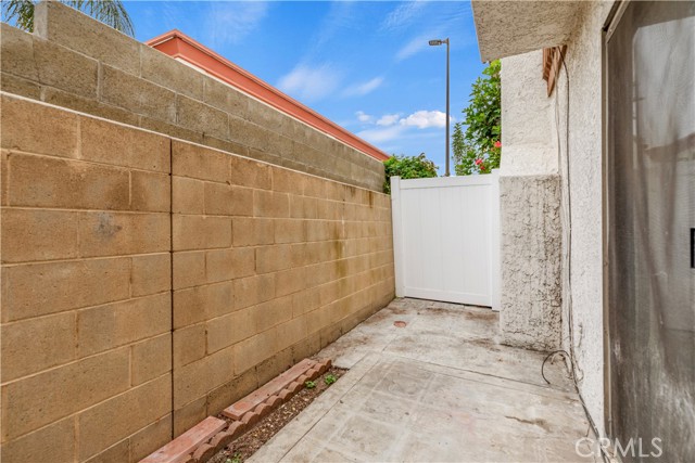 Detail Gallery Image 21 of 28 For 13536 Francisquito Ave #D,  Baldwin Park,  CA 91706 - 2 Beds | 2/1 Baths