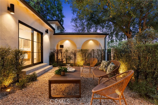 Detail Gallery Image 37 of 40 For 4935 Agnes Ave, Valley Village,  CA 91607 - 5 Beds | 3 Baths