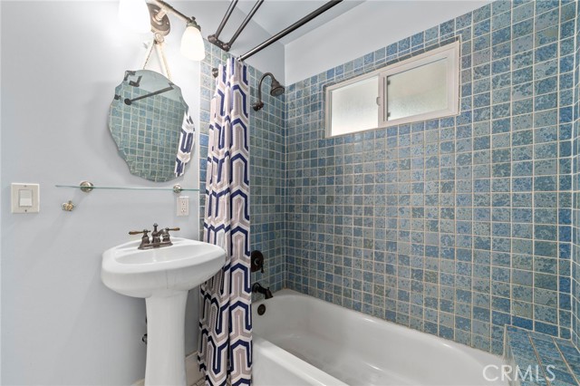 Detail Gallery Image 24 of 32 For 316 E Foothill Bld, Glendora,  CA 91741 - 3 Beds | 2 Baths