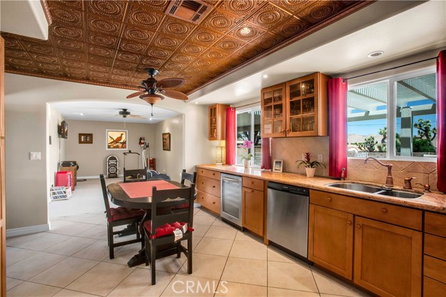 Detail Gallery Image 16 of 43 For 56990 Navajo Trl, Yucca Valley,  CA 92284 - 2 Beds | 2 Baths