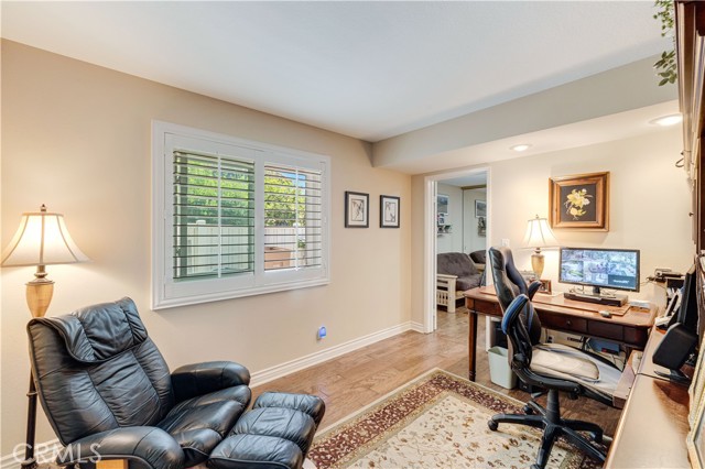 685 Vista Coto Verde, Camarillo CA: https://media.crmls.org/medias/8225172a-2f51-423c-a44d-5f55f6868d94.jpg