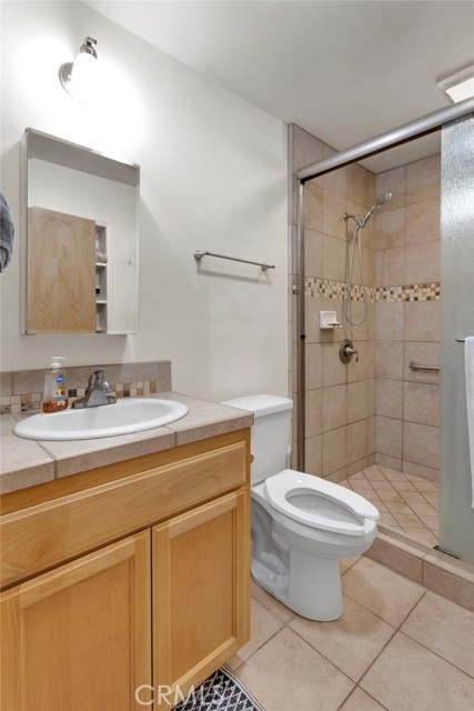 Detail Gallery Image 16 of 69 For 9037 5th Ave, Hesperia,  CA 92345 - 5 Beds | 4 Baths