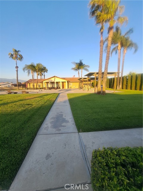 Detail Gallery Image 23 of 34 For 2498 Ayala Dr #136,  Rialto,  CA 92377 - 2 Beds | 2 Baths
