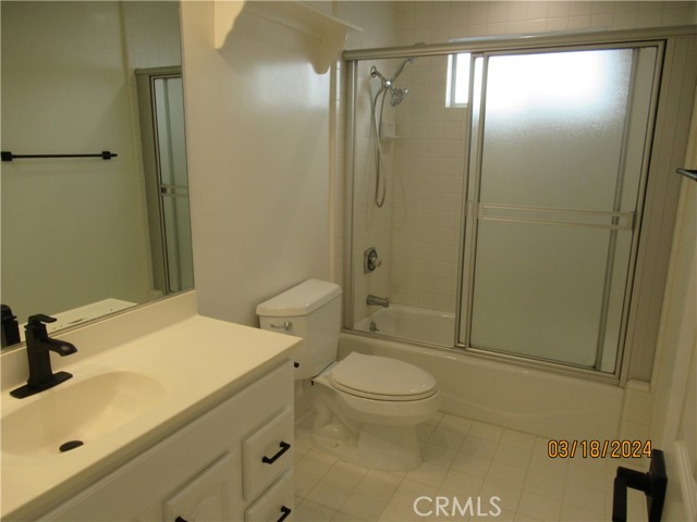 Detail Gallery Image 18 of 20 For 1720 Highland Ave a,  Manhattan Beach,  CA 90266 - 2 Beds | 2 Baths