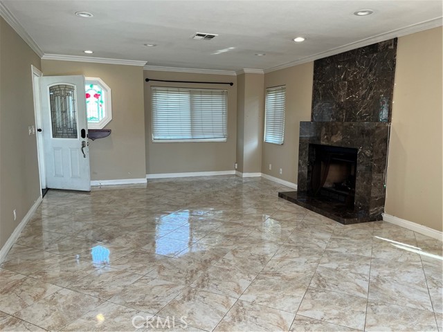 Detail Gallery Image 8 of 25 For 135 Flower #B,  Costa Mesa,  CA 92627 - 2 Beds | 2 Baths