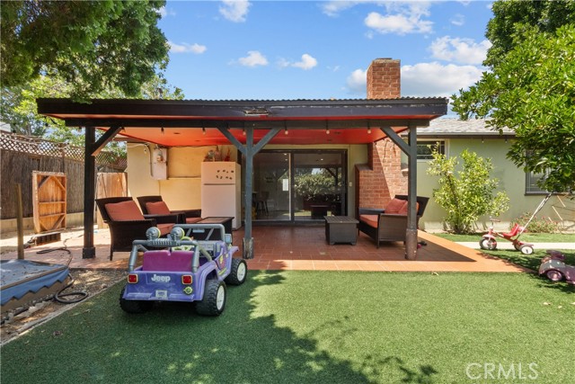 17172 Lahey Street, Granada Hills CA: https://media.crmls.org/medias/82279860-c945-4c69-9657-52f95ef11f7f.jpg
