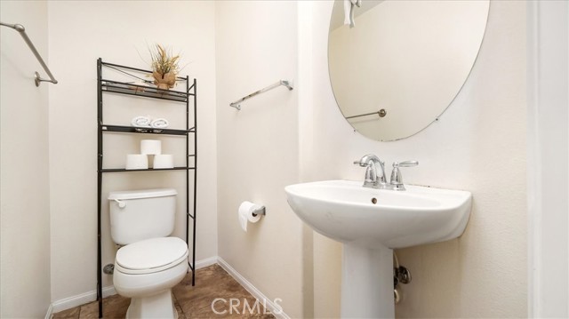 Detail Gallery Image 12 of 25 For 22344 Yorke Rd, Moreno Valley,  CA 92553 - 3 Beds | 2/1 Baths