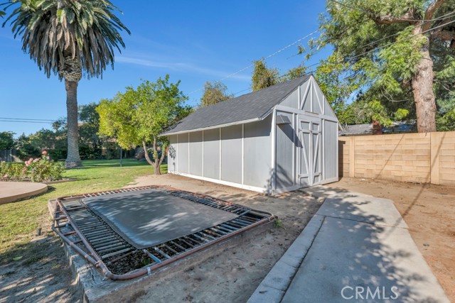 Image 30 of 35 For 9731 Rathburn