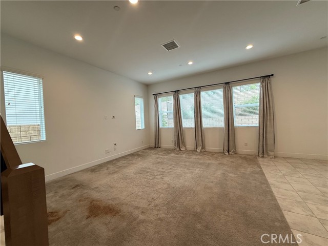 19256 Merryweather Drive, Canyon Country CA: https://media.crmls.org/medias/8228a7d2-4b0b-4ce7-9930-c7bbd0707f1d.jpg