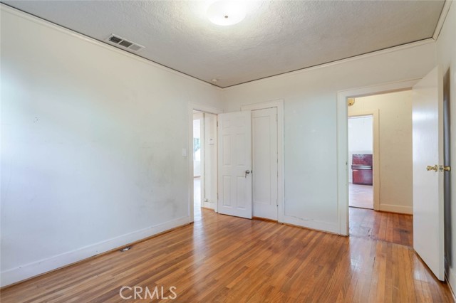 Detail Gallery Image 12 of 25 For 1221 Wesley Ave, Pasadena,  CA 91104 - 3 Beds | 2 Baths