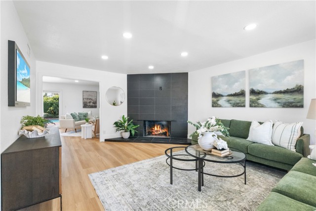 634 Pinehurst Avenue, Placentia CA: https://media.crmls.org/medias/822a1e03-ec12-4d46-b342-303aa92f788b.jpg
