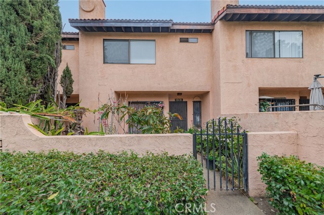 Detail Gallery Image 2 of 28 For 13636 Ramona, Baldwin Park,  CA 91706 - 2 Beds | 2/1 Baths