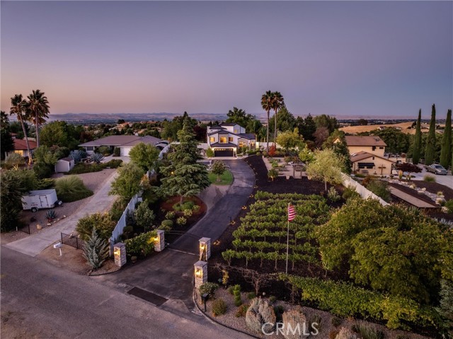 Detail Gallery Image 49 of 73 For 925 Osos Way, Paso Robles,  CA 93446 - 3 Beds | 2/1 Baths