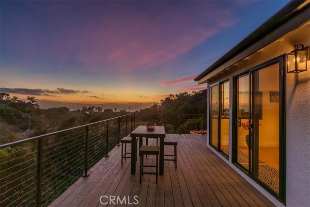 Detail Gallery Image 36 of 57 For 990 Meadowlark Dr, Laguna Beach,  CA 92651 - 3 Beds | 2 Baths