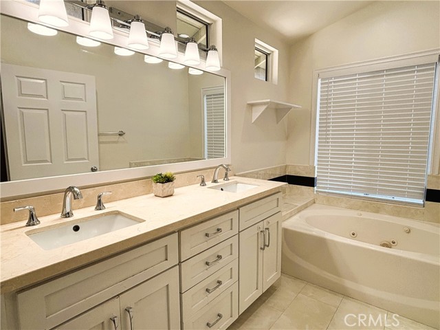 7200 Comiso Way, Rancho Cucamonga CA: https://media.crmls.org/medias/822c42cb-6ea2-429a-9152-6691a071161f.jpg