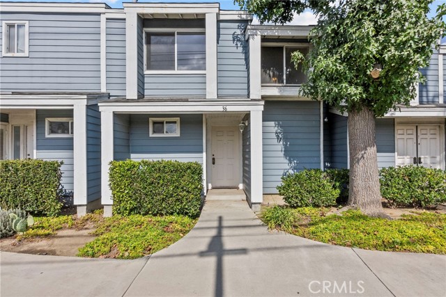 Detail Gallery Image 2 of 34 For 15735 Nordhoff St #36,  North Hills,  CA 91343 - 2 Beds | 2/1 Baths