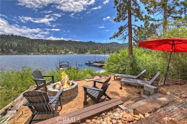 Detail Gallery Image 3 of 41 For 38969 North Bay Rd, Big Bear Lake,  CA 92315 - 5 Beds | 4 Baths
