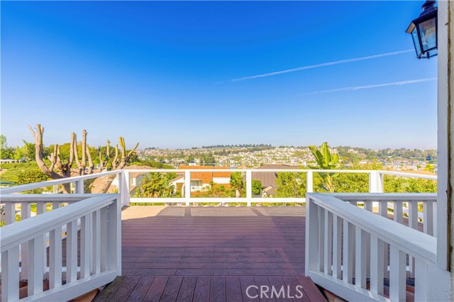 Detail Gallery Image 2 of 43 For 28231 Tinajo, Mission Viejo,  CA 92692 - 4 Beds | 2/1 Baths