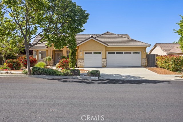 770 Oxen Street, Paso Robles CA: https://media.crmls.org/medias/822db5ed-e3b7-49d9-b4ca-65cc640330c1.jpg