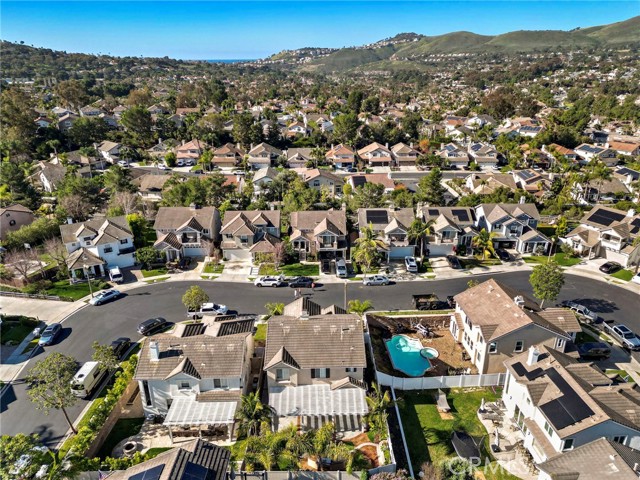 Detail Gallery Image 28 of 31 For 5725 Calle Polvorosa, San Clemente,  CA 92673 - 4 Beds | 3 Baths