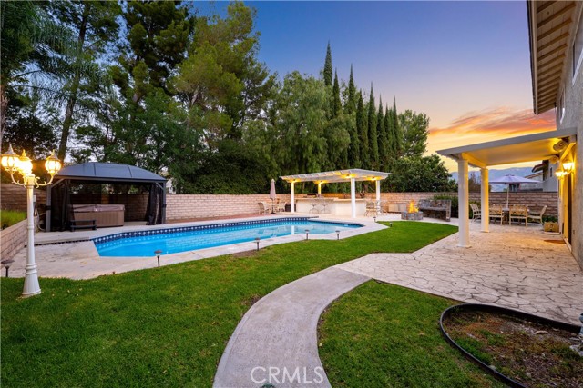 6120 Hedgewall Drive, Westlake Village CA: https://media.crmls.org/medias/822eeed4-6503-4a30-9e7c-f5d7f2da9d57.jpg