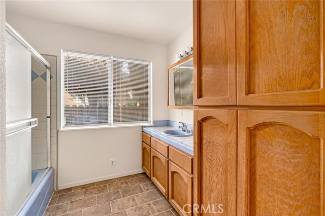 Detail Gallery Image 20 of 27 For 1241 G St, Livingston,  CA 95334 - 3 Beds | 2 Baths